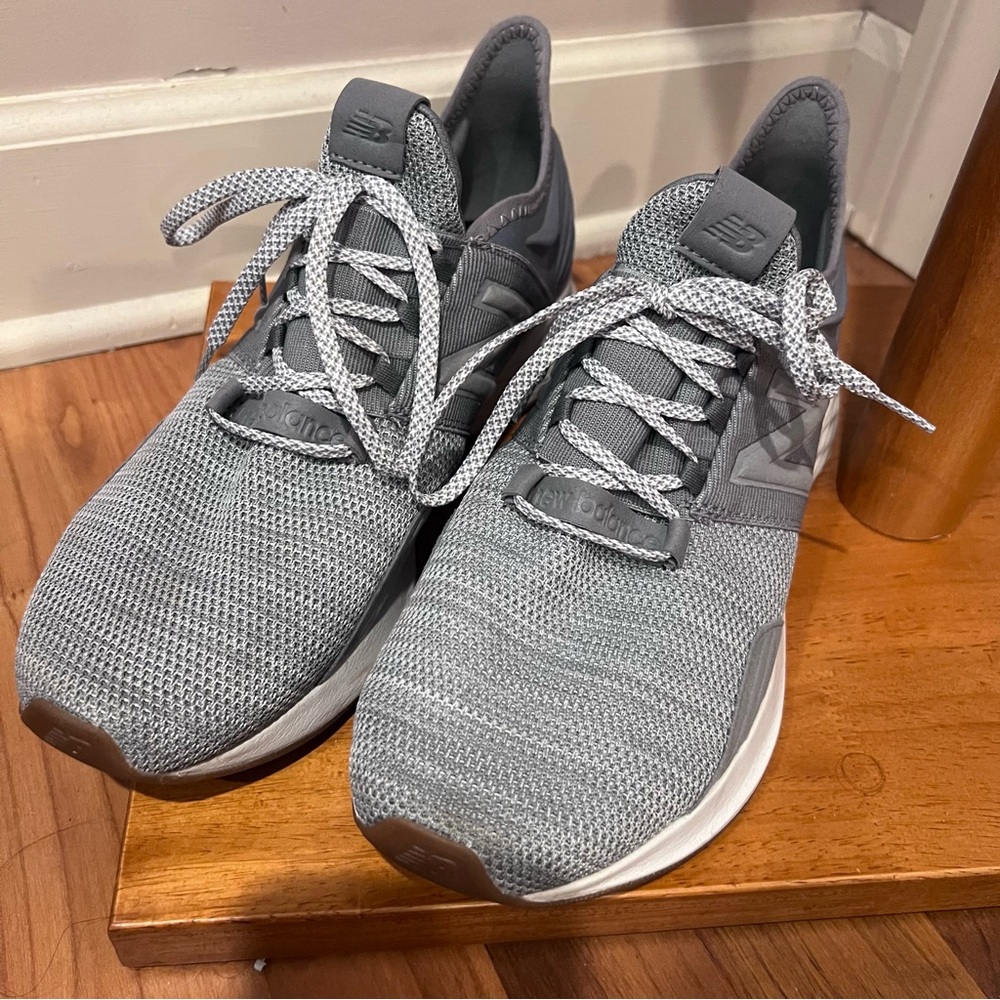 New Balance Men's Gray Athletic Shoes - 10
